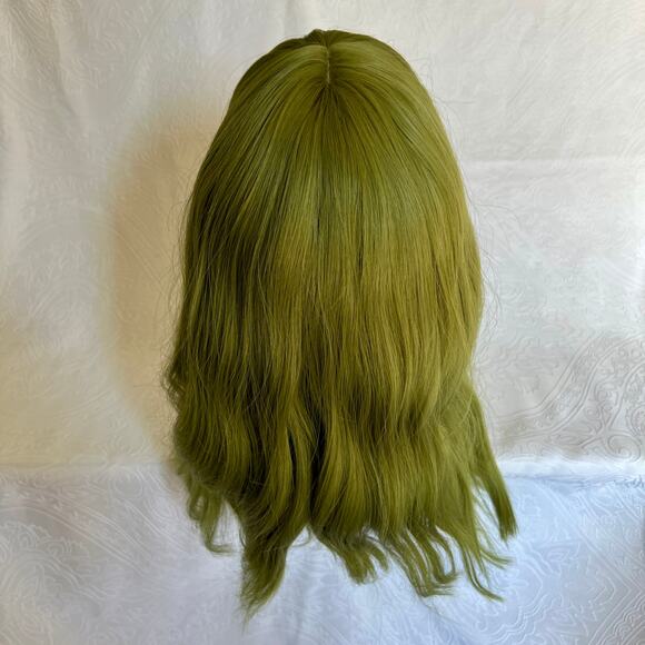 Matcha Green Shoulder Length Wavy Cosplay Wig - Picture 4 of 8